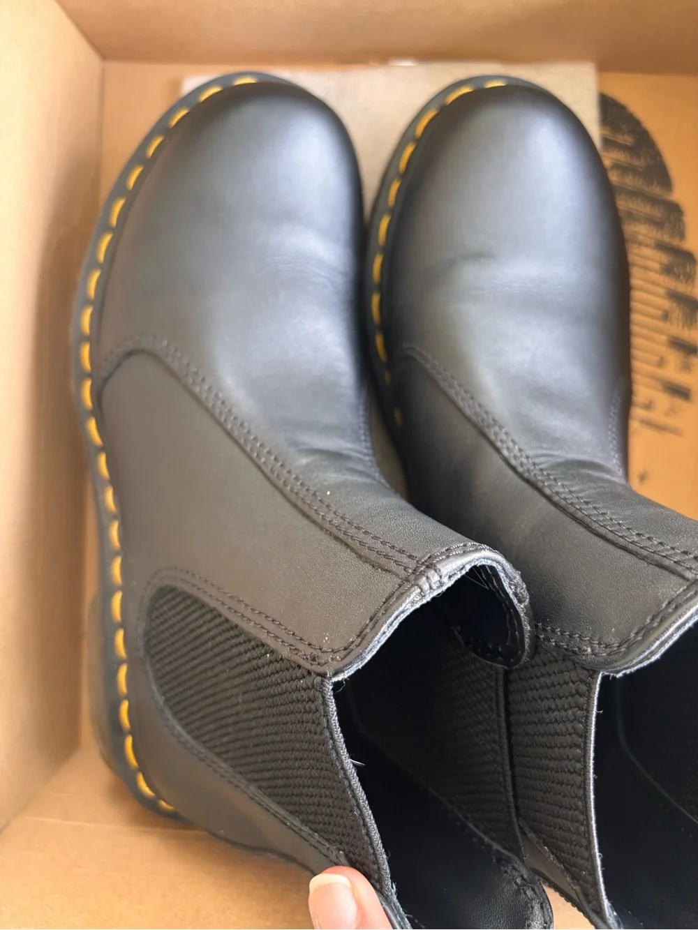 Dr. Marten’s Black Nappa Women’s Chelsea Boots - 2976